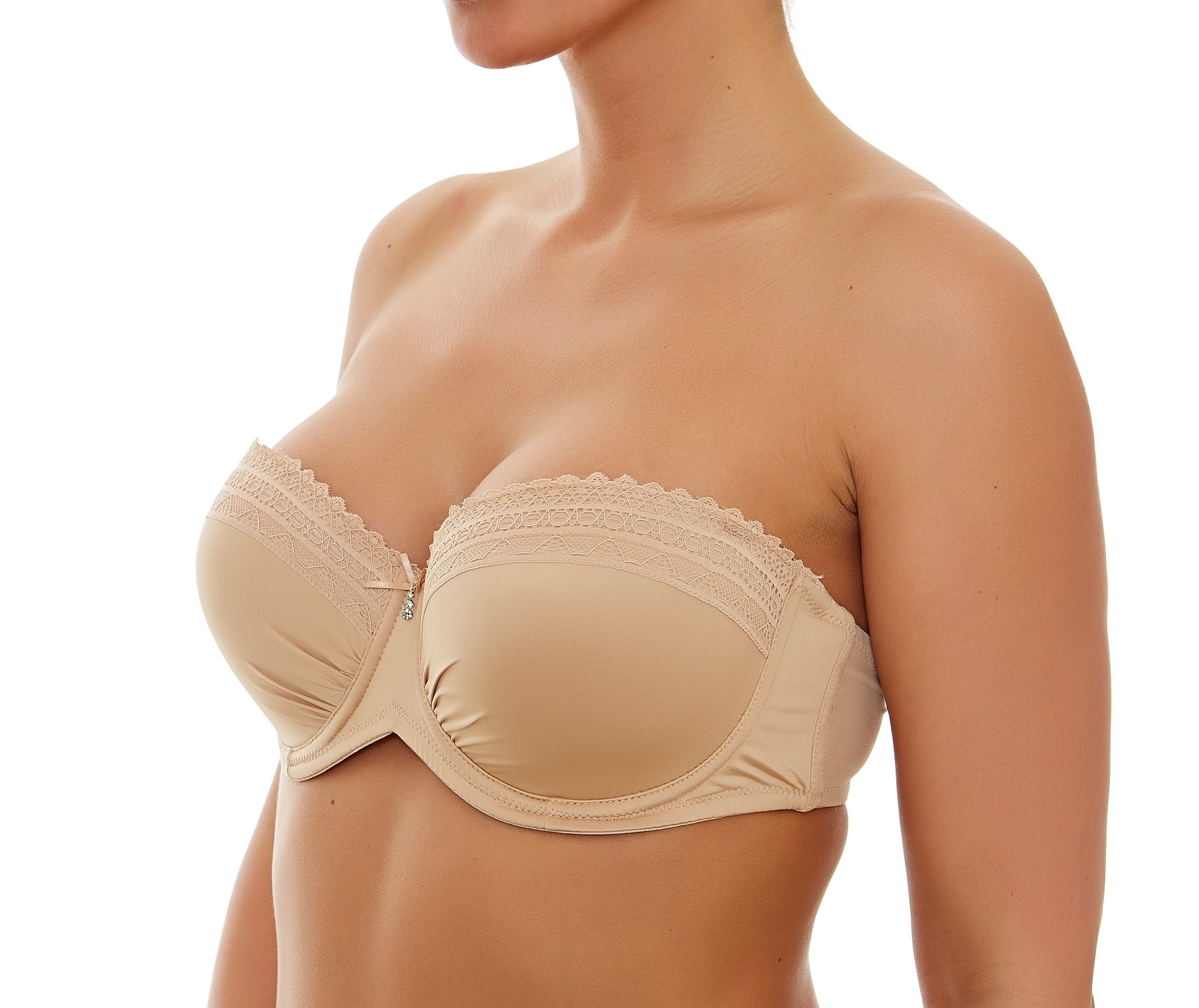 Voorgevormde strapless BH Voorgevormde strapless BH