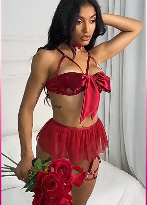 Purple-Daisy Satijnen Strik Fantasie Kostuum 4 delige Sexy lingerie set